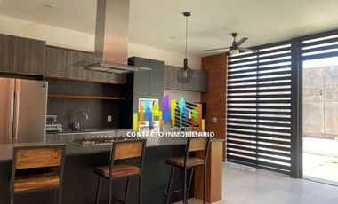 CASA EN RENTA DENTRO DE VALLE IMPERIAL