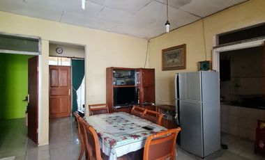 Jual Rumah Lama Terawat di Komplek Cimindi Raya