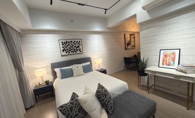 Modern Studio with Balcony at Uptown Arts for rent