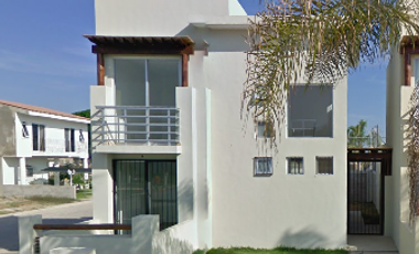 ¡HERMOSA CASA EN VENTA EN FRACC NUEVO IXTAPA, JALISCO!