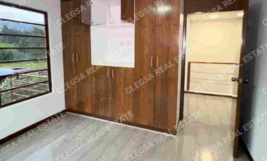 Casa en arriendo en San Joaquin - Casa con jardin en renta o arriendo