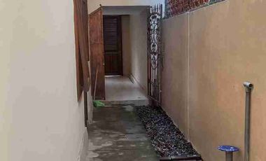 Disewakan untuk Rumah/ Kantor lok strategis di Renon Denpasar