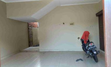 Disewakan untuk Rumah/ Kantor lok strategis di Renon Denpasar