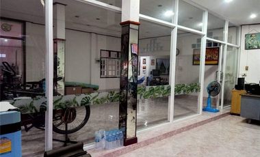 ขายบ้าน 3 ห้องนอน  2 ห้องน้ำ ติดถนนสายหลัก ใกล้สี่แยกบ้านหิน อ.สิชล