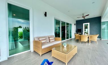 Brand New Modern Pool Villa 3 Bedroom At BOTANICA Soi 112 For Sale