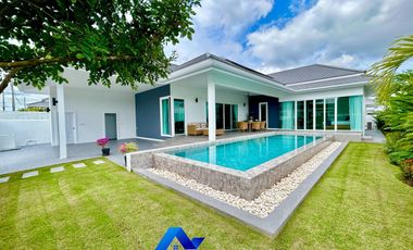 Brand New Modern Pool Villa 3 Bedroom At BOTANICA Soi 112 For Sale