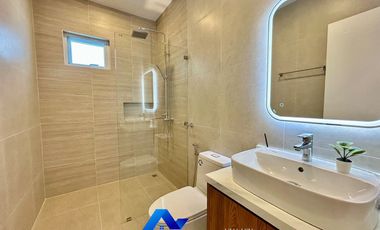 Brand New Modern Pool Villa 3 Bedroom At BOTANICA Soi 112 For Sale