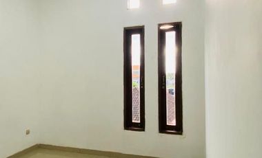 Rumah Minimalis 2 Lantai Disewakan, di Mahendradatta, Denpasar Area
