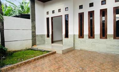 Rumah Minimalis 2 Lantai Disewakan, di Mahendradatta, Denpasar Area