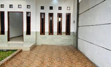 Rumah Minimalis 2 Lantai Disewakan, di Mahendradatta, Denpasar Area