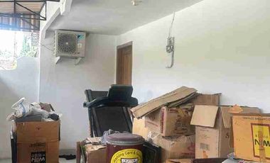 Rumah Siap Huni 30 Meter dari Jalan Gajah Mada Solo – SHM, Strategis, Harga Tanah Saja!