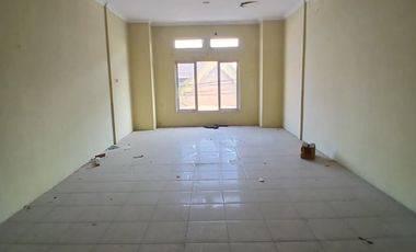 Dijual Ruko Strategis di Pusat Keramaian Bekonang, Hanya 100m dari Pasar.!!  Sukoharjo