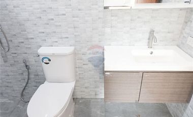 Modern 2 BR townhouse in Khanom, NST