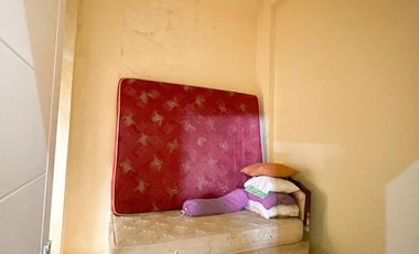 House in the Royal complex near Sunsetland