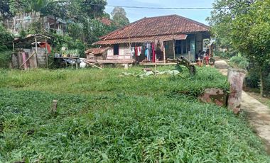 Rumah Panggung 250 m, Dekat Sekolah SMPN, Bojong, Purwakarta.
