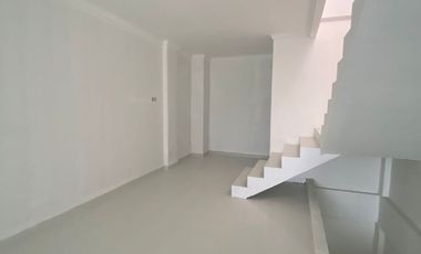 Ruko 3,5 Lantai Lokasi Sangat Strategis di Alternatif Cibubur