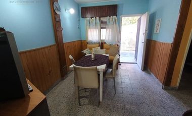 CHALET SEMI  INDEPENDIENTE AL FONDO