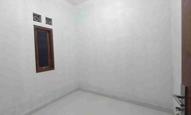 Disewakan Rumah Minimalis Modern Baru  Ideal untuk Keluarga Muda/ mahasiswa Desain Bersih, Harga Terbaik!