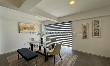 Renta Departamento Penthouse en Natuur El Refugio 3 Recamaras 4 Baños Terraza