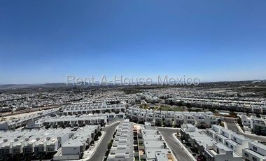 Renta Departamento Penthouse en Natuur El Refugio 3 Recamaras 4 Baños Terraza