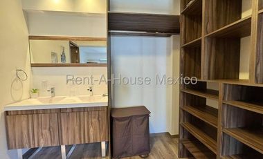 Renta Departamento Penthouse en Natuur El Refugio 3 Recamaras 4 Baños Terraza