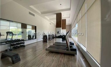 Renta Departamento Penthouse en Natuur El Refugio 3 Recamaras 4 Baños Terraza