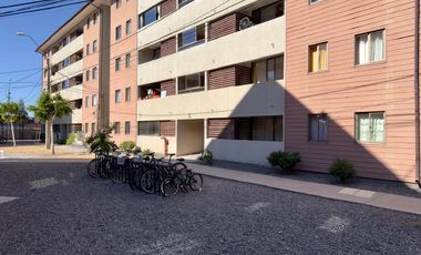 Se arrienda departamento 2 piezas un baño con estacionamiento y GGCC incluidos, Curicó