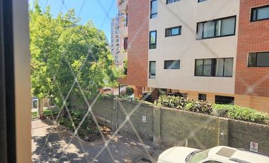 Arriendo 2D / 2B + Bodega y Est. Rotonda Atenas, Las Condes