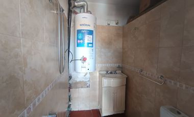 Casa en venta 6 ambientes Moron