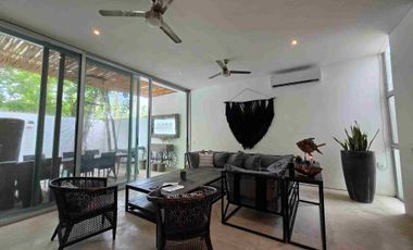 Venta casa 2 recámaras amueblada con alberca