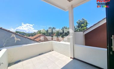 Disewakan Rumah 2 Lantai Full Furniture - Banyuwangi Kota