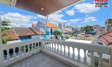 Disewakan Rumah 2 Lantai Full Furniture - Banyuwangi Kota