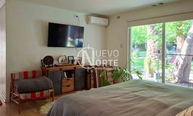 SE ARRIENDA ACOGEDORA CASA CON JARDIN Y PISCINA