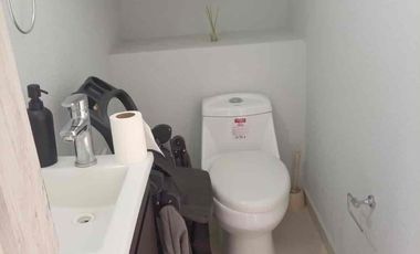 HERMOSA CASA CON EXCENCELENTES ACABADOS