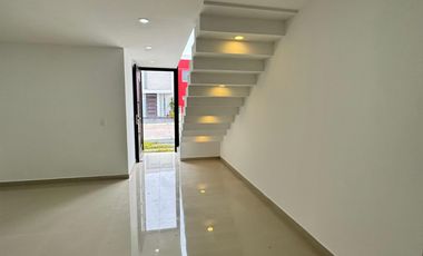 🔴 CASA EN VENTA EN RESIDENCIAL PLATINUM, A ESPALPAS DE PLAZA EXPLANADA🔴