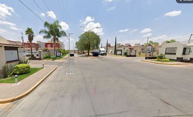 CASA EN VENTA EN HERMOSO DESARROLLO FLOR DE NOCHEBUENA 105 VILLA SUR AGUASCALIENTES SUPER ECONOMICA SOLICITA INFORMES