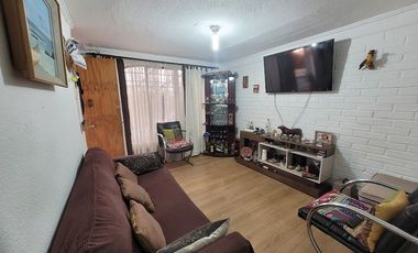 Se vende casa 4 dormitorios a 5 minutos de metro y Hospital Sotero del Rio