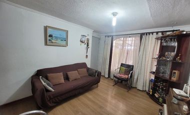 Se vende casa 4 dormitorios a 5 minutos de metro y Hospital Sotero del Rio