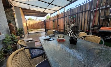 Se vende casa 4 dormitorios a 5 minutos de metro y Hospital Sotero del Rio