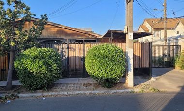 Se vende casa 4 dormitorios a 5 minutos de metro y Hospital Sotero del Rio