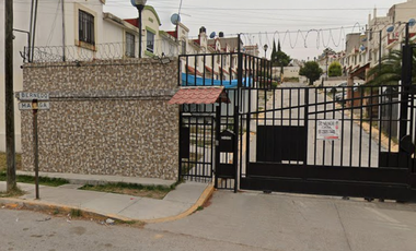 CASA DE RECUPERACIÓN BANCARIA EN PRIV. BERNEDO, FRACC. URBI VILLA DEL REY, HUEHUETOCA, EDO. MEX. ¡NO SE ACEPTAN CRÉDITOS!