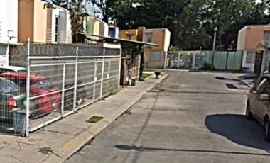 CASA EN SANTIAGO TEYAHUALCO (Cerca del parque Tultepec)