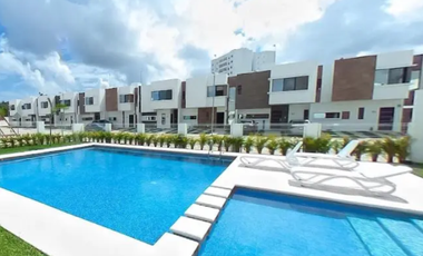 ¡HERMOSA CASA EN RESIDENCIAL VITALA, CANCÚN!