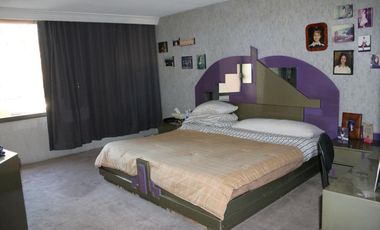 CASA EN VENTA EN CALLE CERRADA CON SEGURIDAD EN LOMAS ANAHUAC