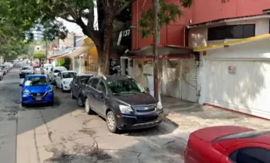 CASA EN TLALNEPANTLA (Atrás de Multiplaza de Valle dorado)