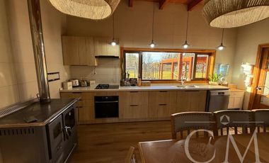 HERMOSA CASA en parcela DE 8.000 M2 y acceso al rio en sector Trafun A 20 MIN DE RIO BUENO