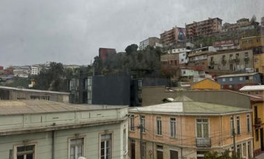 Arrendamos centrico depto en Valparaiso