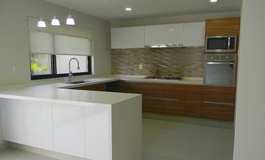 CASA EN RENTA EN RESIDENCIAL FENIX SAN MATEO ATENCO