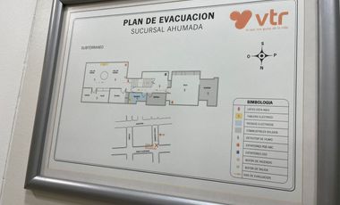 LOCAL COMERCIAL SECTOR PASEO AHUMADA SANTIAGO