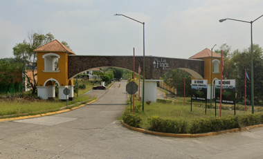 CASA EN CALLE FINCA DE LAS ROSAS,  LAS FINCAS RESIDENCIAL, POZA RICA DE HIDALGO, VERACRUZ. ¡¡NO CREDITOS!!